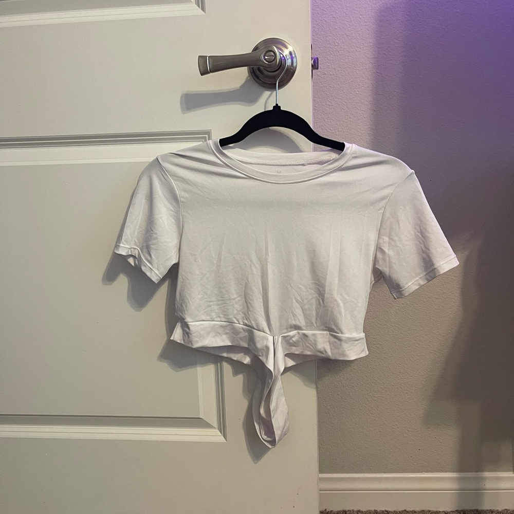 NVGTN crop top size M